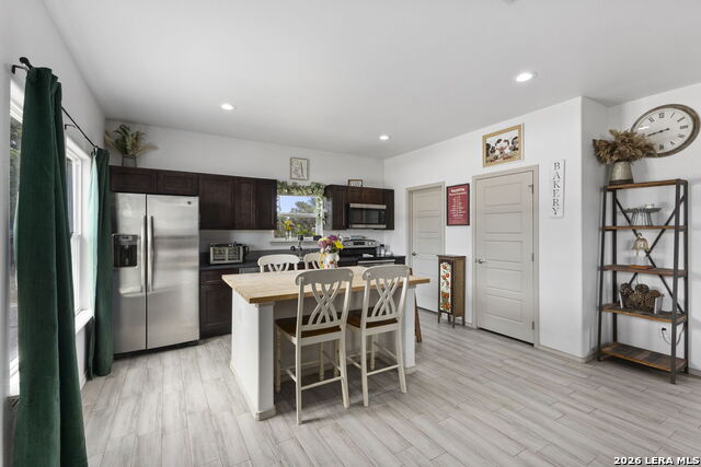 Image 14 of 44 For 585 Cimarron