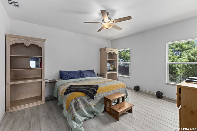 Image 17 of 44 For 585 Cimarron