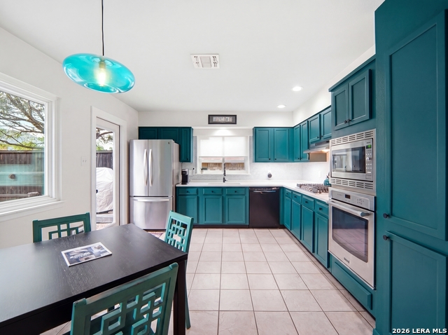 Image 15 of 37 For 6714 King Louis Dr