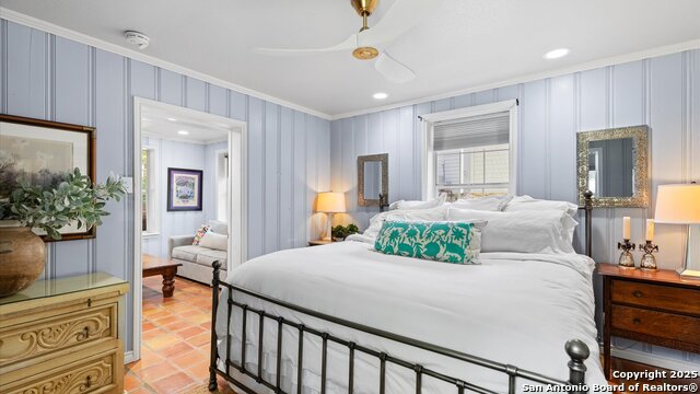 Image 18 of 43 For 2323 Terminal Loop