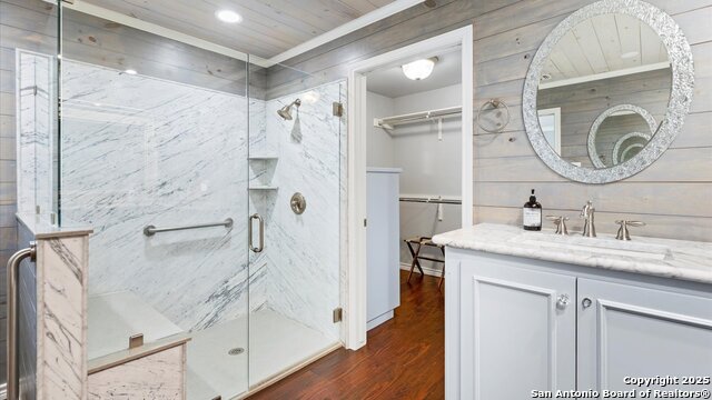 Image 20 of 43 For 2323 Terminal Loop