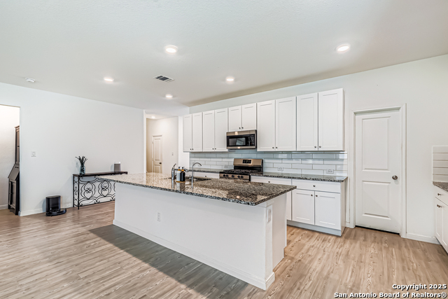 Image 8 of 23 For 31773 Nimbus Dr