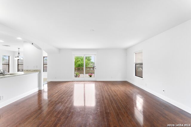 Image 11 of 31 For 8118 Brisbane