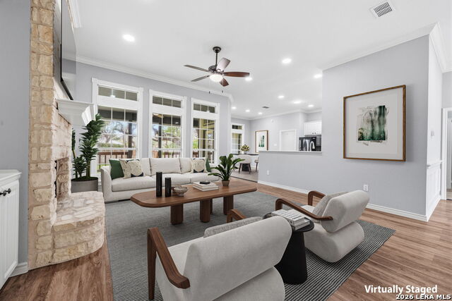 Image 18 of 40 For 4405 Cordoba Cir W