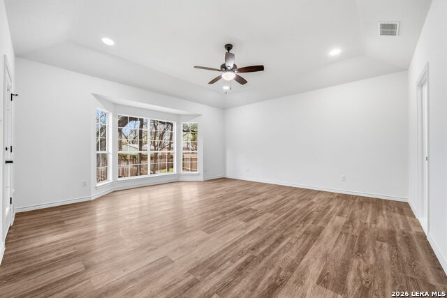 Image 29 of 40 For 4405 Cordoba Cir W