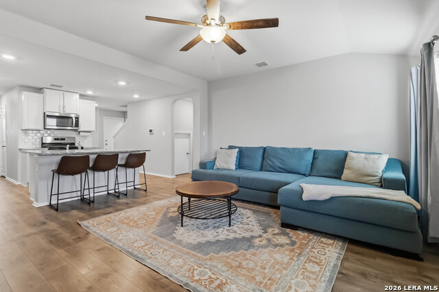 Image 10 of 39 For 29555 Copper Gate