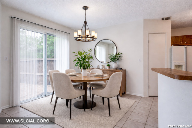 Image 3 of 11 For 3310 Stoney Sq