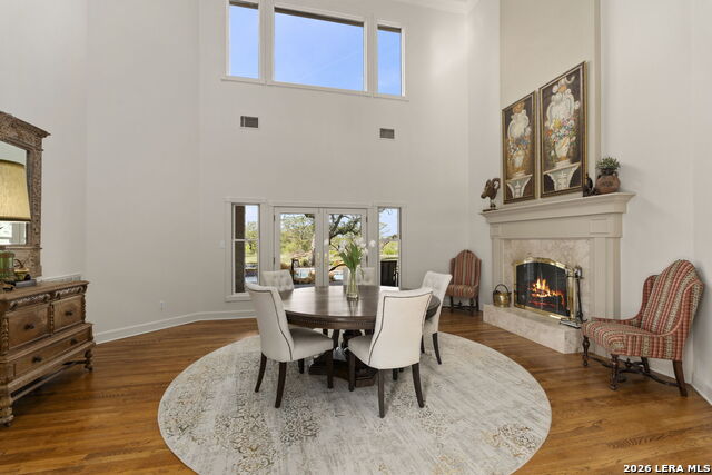 Listing photo id 17 for 608 Creek Rd N