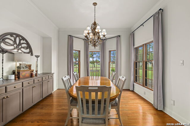 Listing photo id 30 for 608 Creek Rd N
