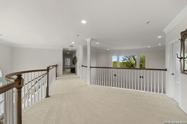 Listing photo id 43 for 608 Creek Rd N