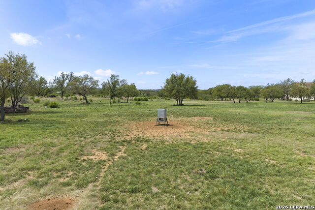 Listing photo id 56 for 608 Creek Rd N
