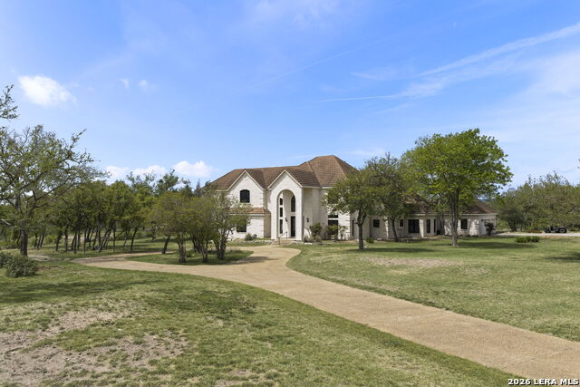 Listing photo id 60 for 608 Creek Rd N