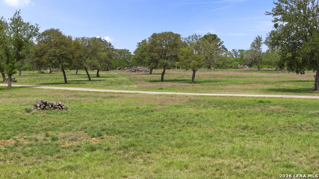 Listing photo id 62 for 608 Creek Rd N