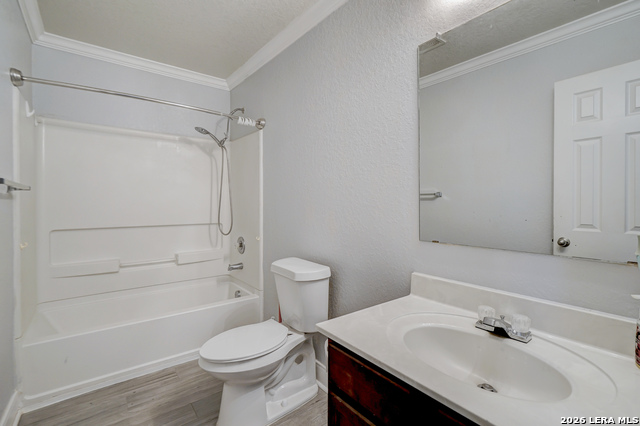 Listing photo id 19 for 10926 Livewater Trl