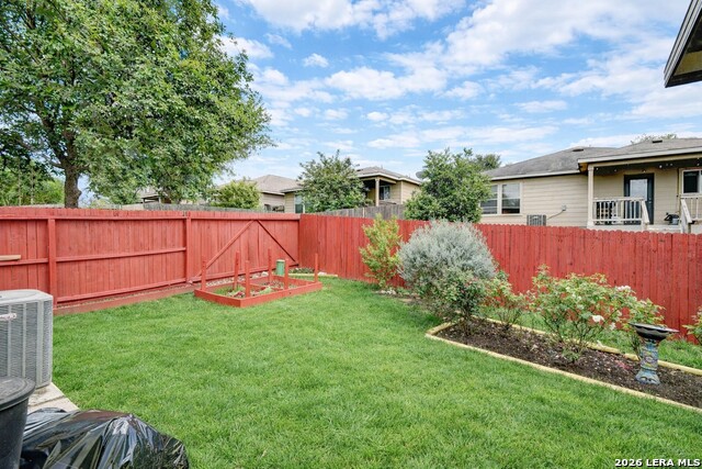 Listing photo id 25 for 10926 Livewater Trl