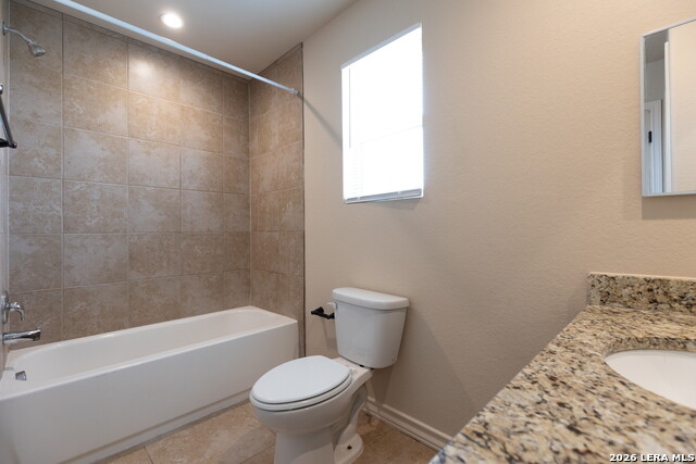 Image 21 of 32 For 6003 Karly Way  104