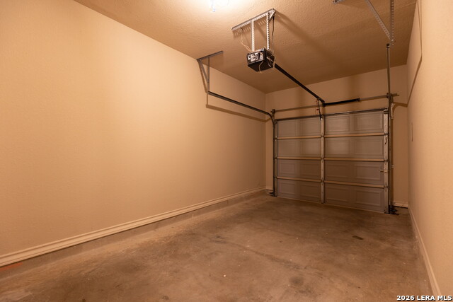 Image 26 of 32 For 6003 Karly Way  104