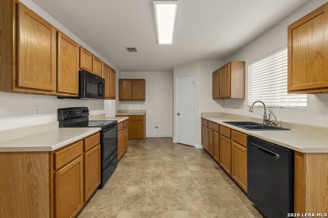 Image 12 of 41 For 13203 Asbury Vis