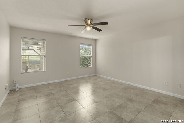 Image 18 of 41 For 13203 Asbury Vis