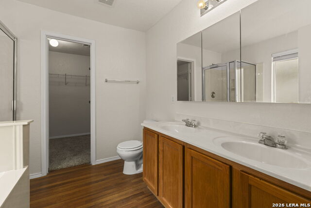 Image 21 of 41 For 13203 Asbury Vis