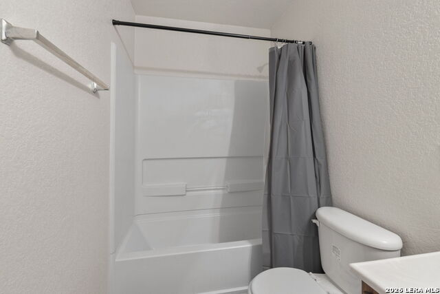 Image 34 of 41 For 13203 Asbury Vis