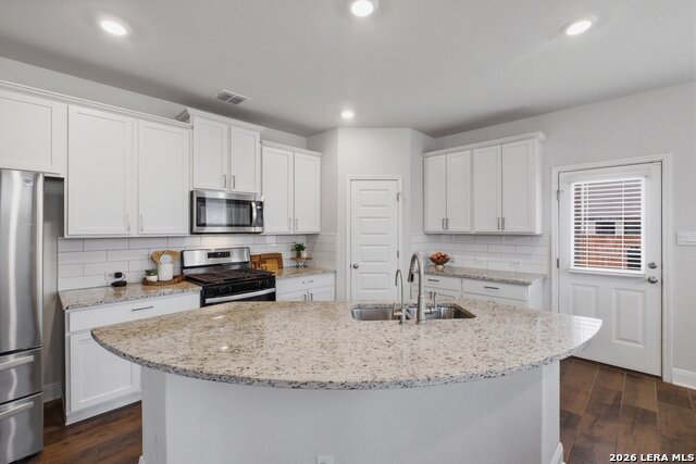 Image 7 of 26 For 8439 Knapp Rise