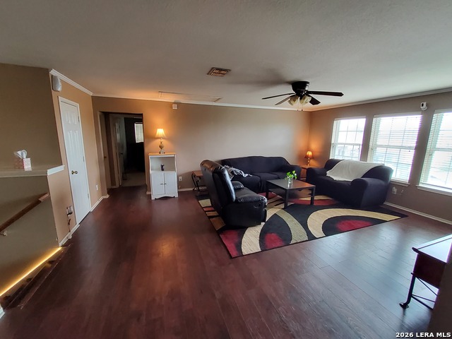 Image 14 of 32 For 129 Carmel Dr