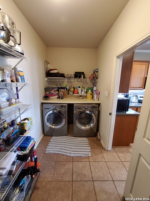 Image 6 of 32 For 129 Carmel Dr