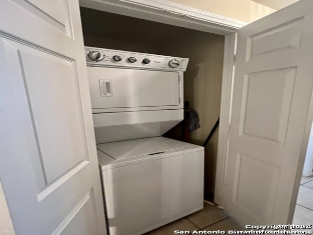 Image 11 of 47 For 6160 Eckhert Rd  1721