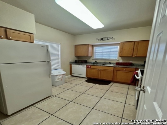 Image 19 of 47 For 6160 Eckhert Rd  1721