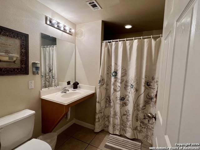 Image 23 of 47 For 6160 Eckhert Rd  1721