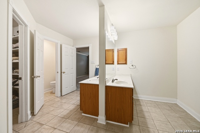 Image 23 of 44 For 12230 Stable Pass