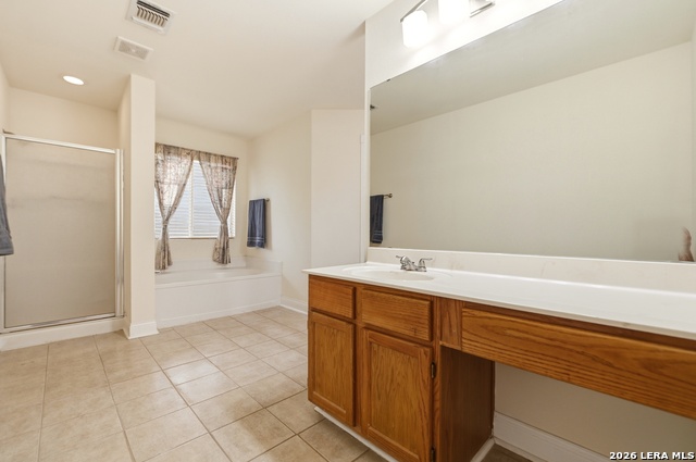 Image 24 of 44 For 12230 Stable Pass