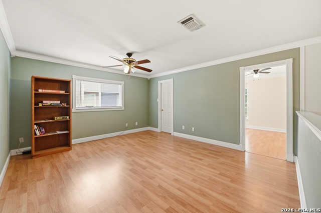 Image 33 of 44 For 12230 Stable Pass