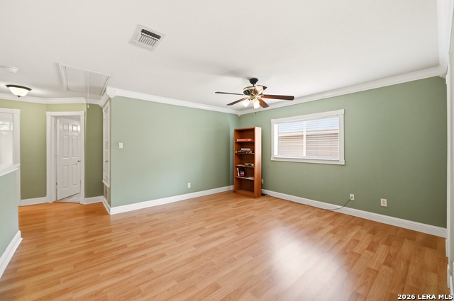 Image 34 of 44 For 12230 Stable Pass