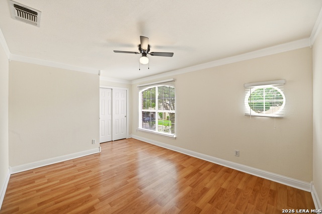 Image 37 of 44 For 12230 Stable Pass