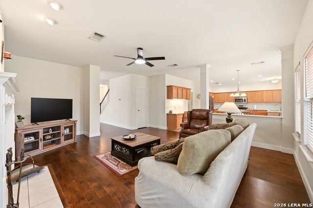 Image 9 of 44 For 12230 Stable Pass