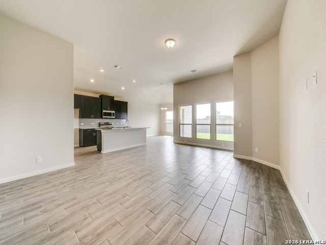 Image 6 of 25 For 112 Stag Way