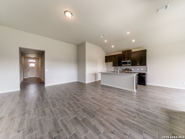 Image 9 of 25 For 112 Stag Way