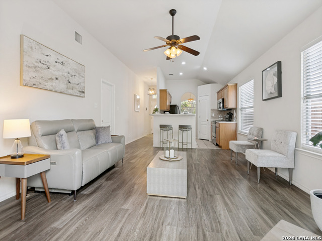 Image 11 of 25 For 11627 Wood Hbr