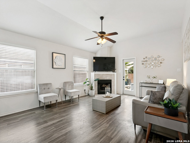 Image 12 of 25 For 11627 Wood Hbr