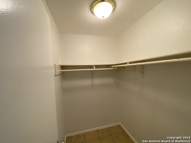 Image 11 of 26 For 810 Station St