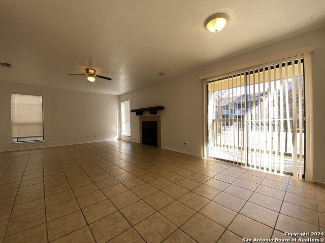 Image 24 of 26 For 810 Station St