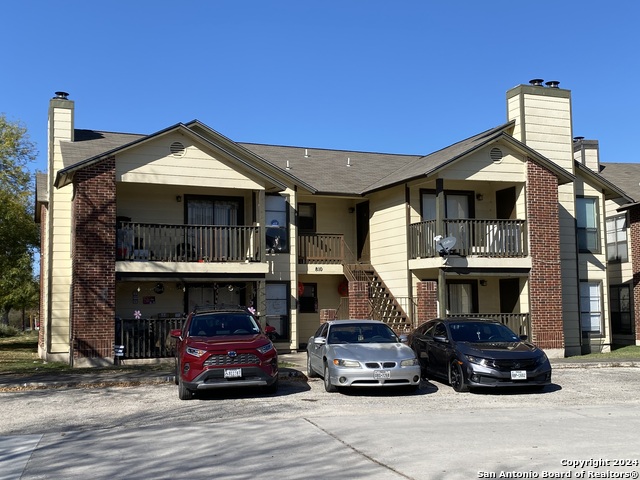 Image 25 of 26 For 810 Station St