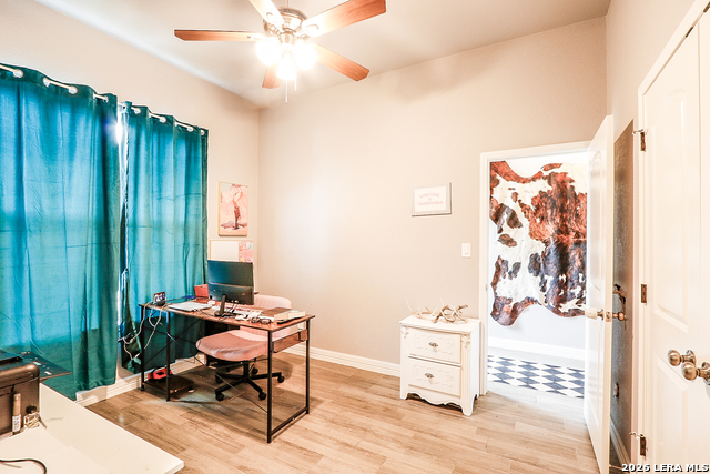 Image 6 of 24 For 281 Legend Hls