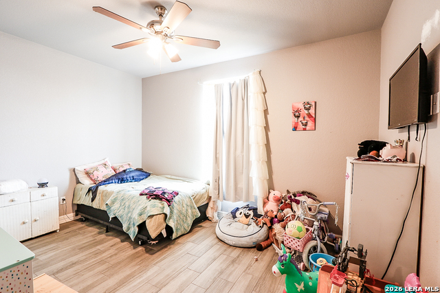 Image 7 of 24 For 281 Legend Hls