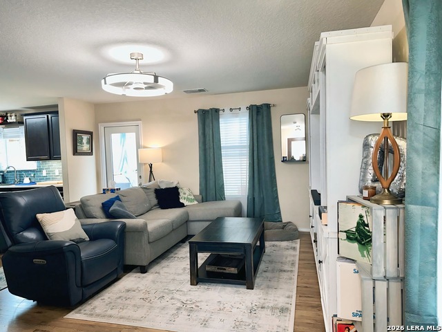 Image 7 of 28 For 3819 Hickory Arch