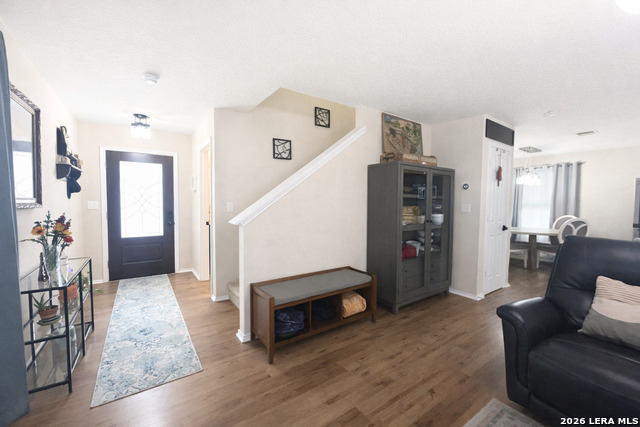 Image 8 of 28 For 3819 Hickory Arch