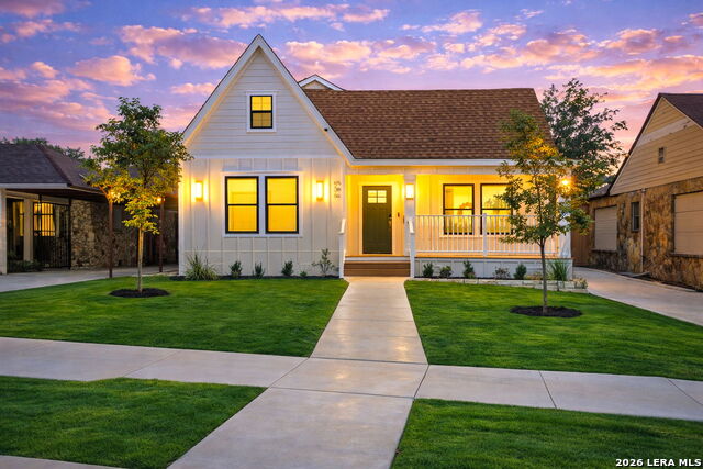 Image 2 of 48 For 506 Haggin St