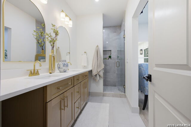 Image 27 of 48 For 506 Haggin St